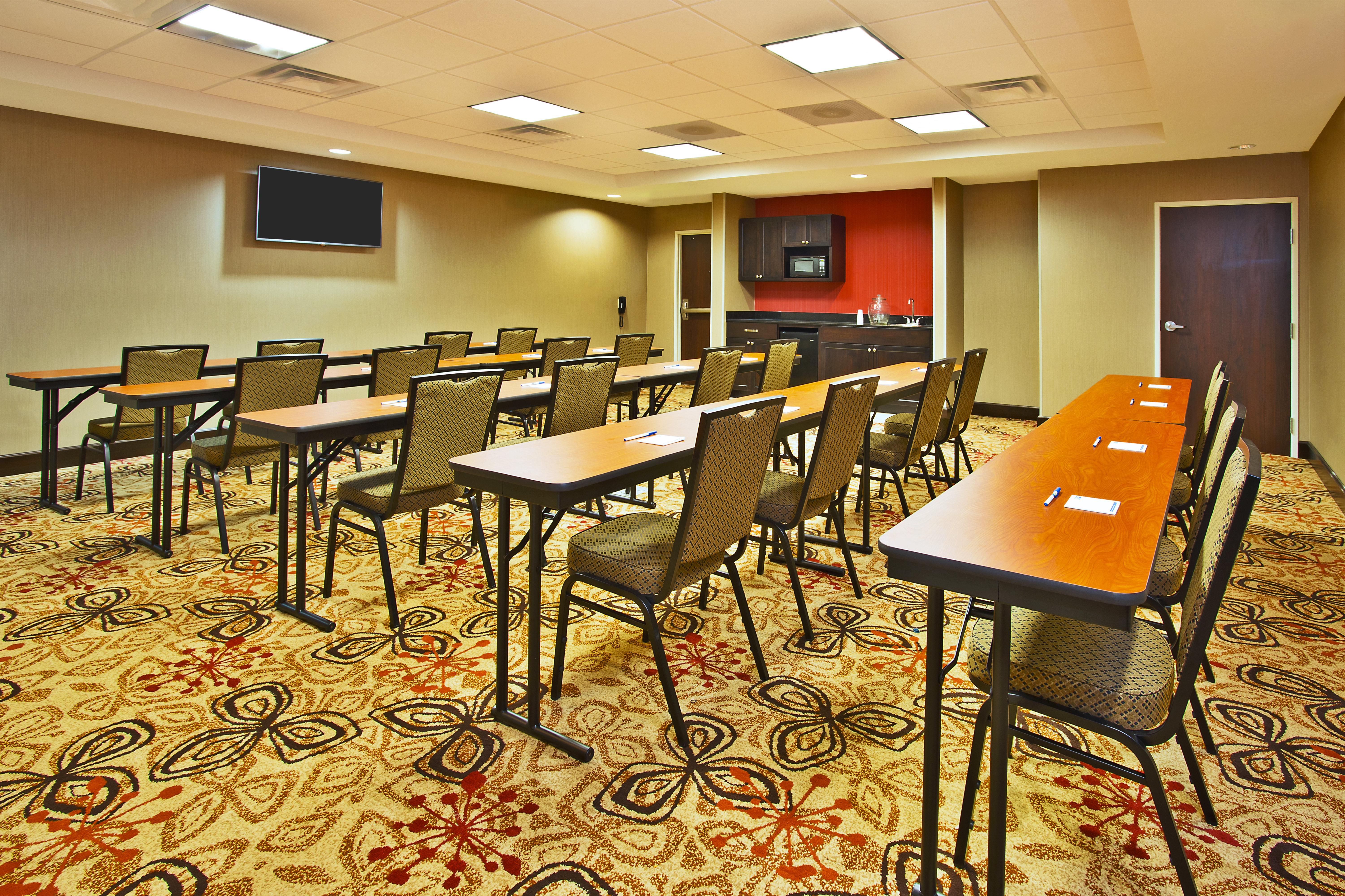 Holiday Inn Express & Suites Springfield By Ihg Extérieur photo